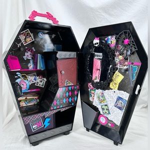 Monster High Fangtastic Coffin Locker Carrying Case 2012 Black Storage No Lock
